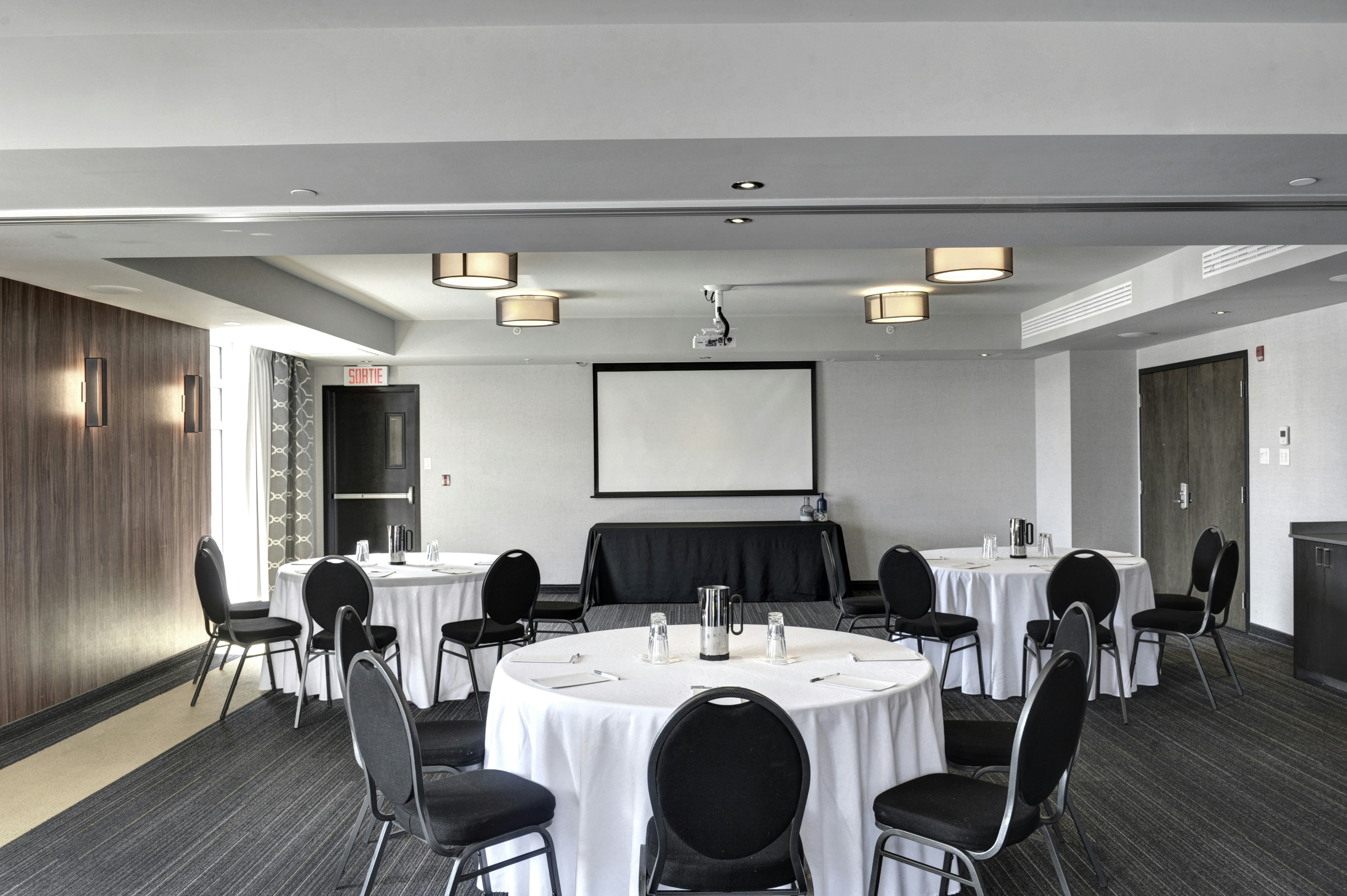 Hampton Inn and Suites By Hilton Quebec City Levis 14/24