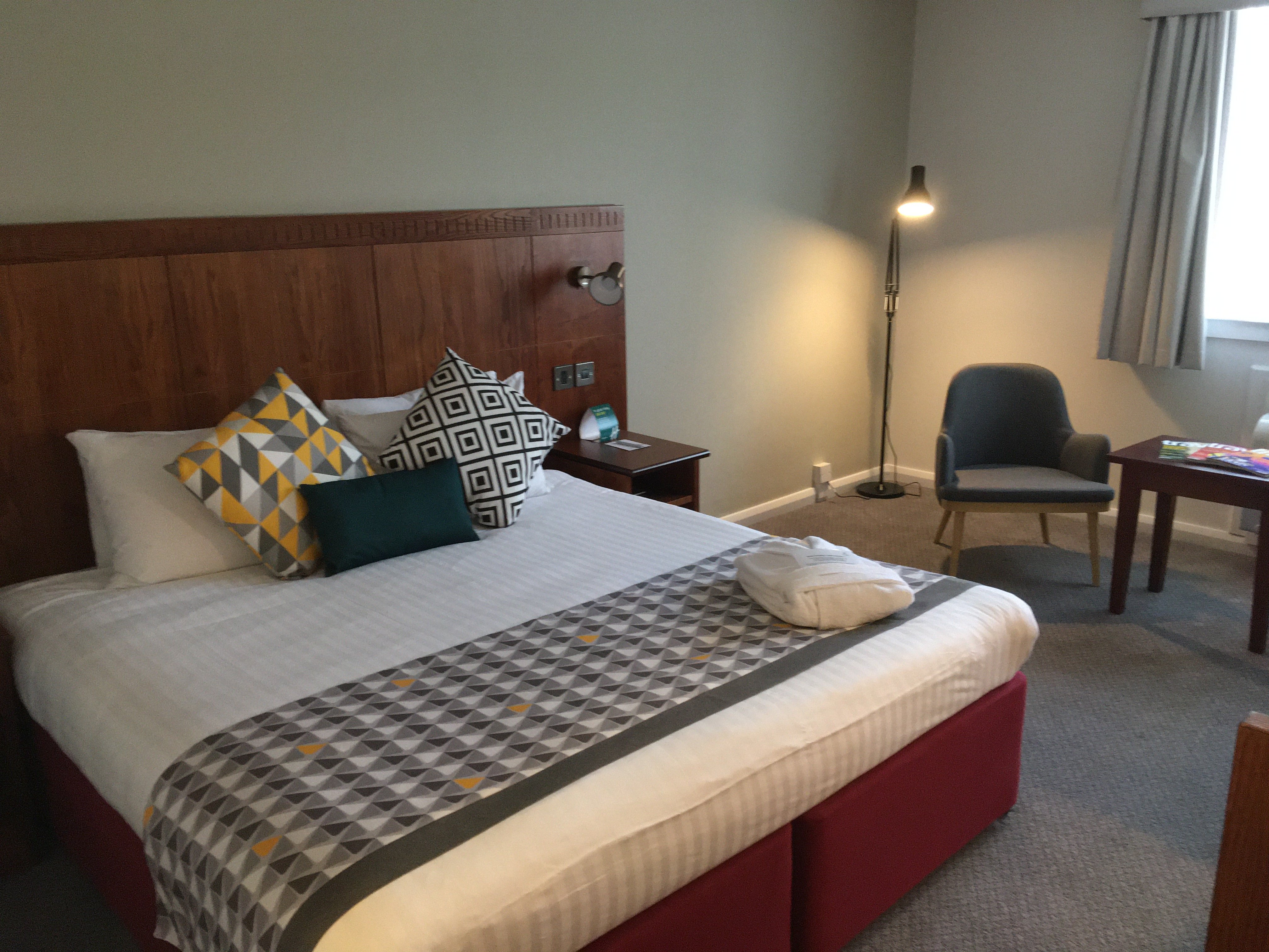 HOLIDAY INN NORTHAMPTON 14/50