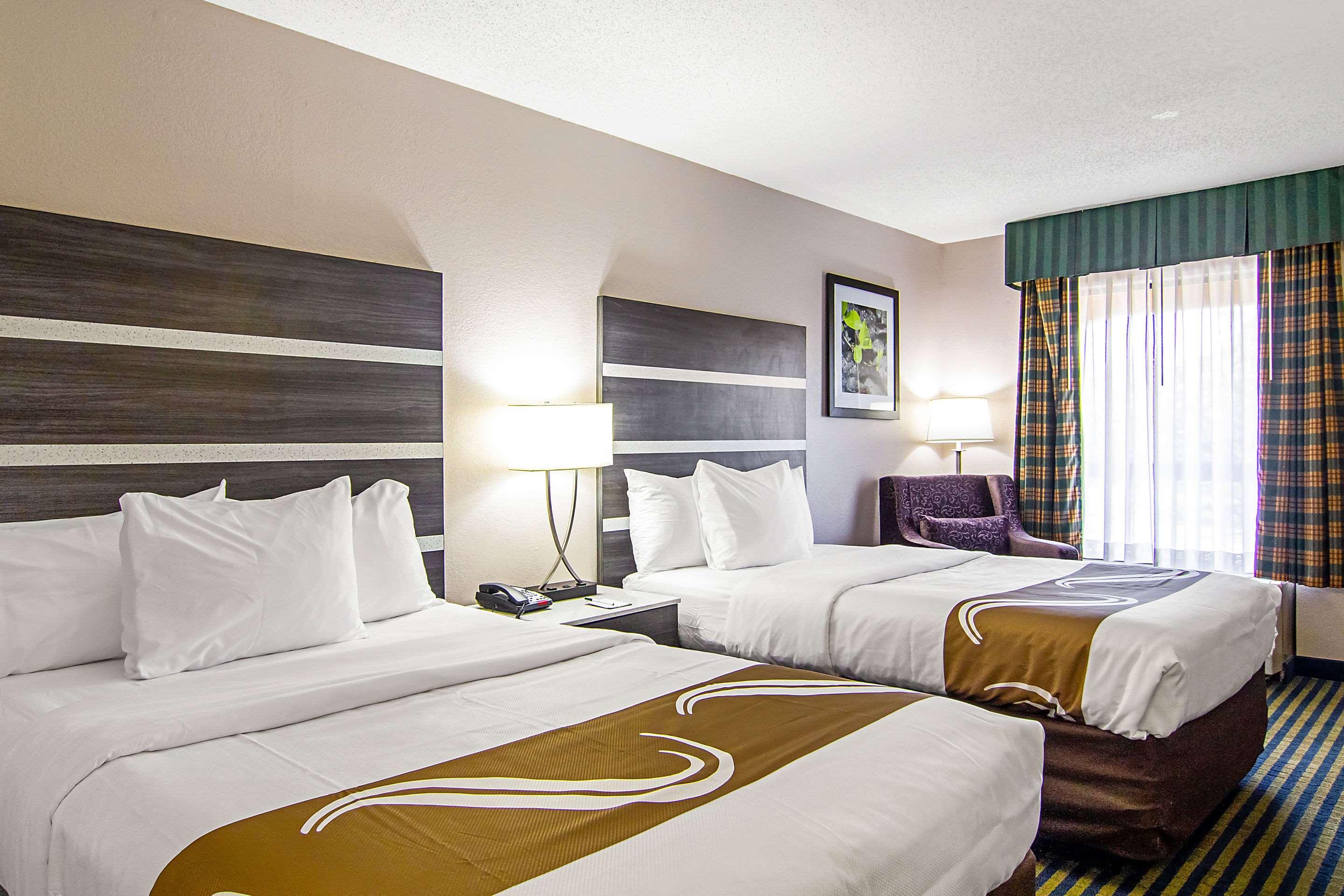 ROOM, 2 DOUBLE BEDS