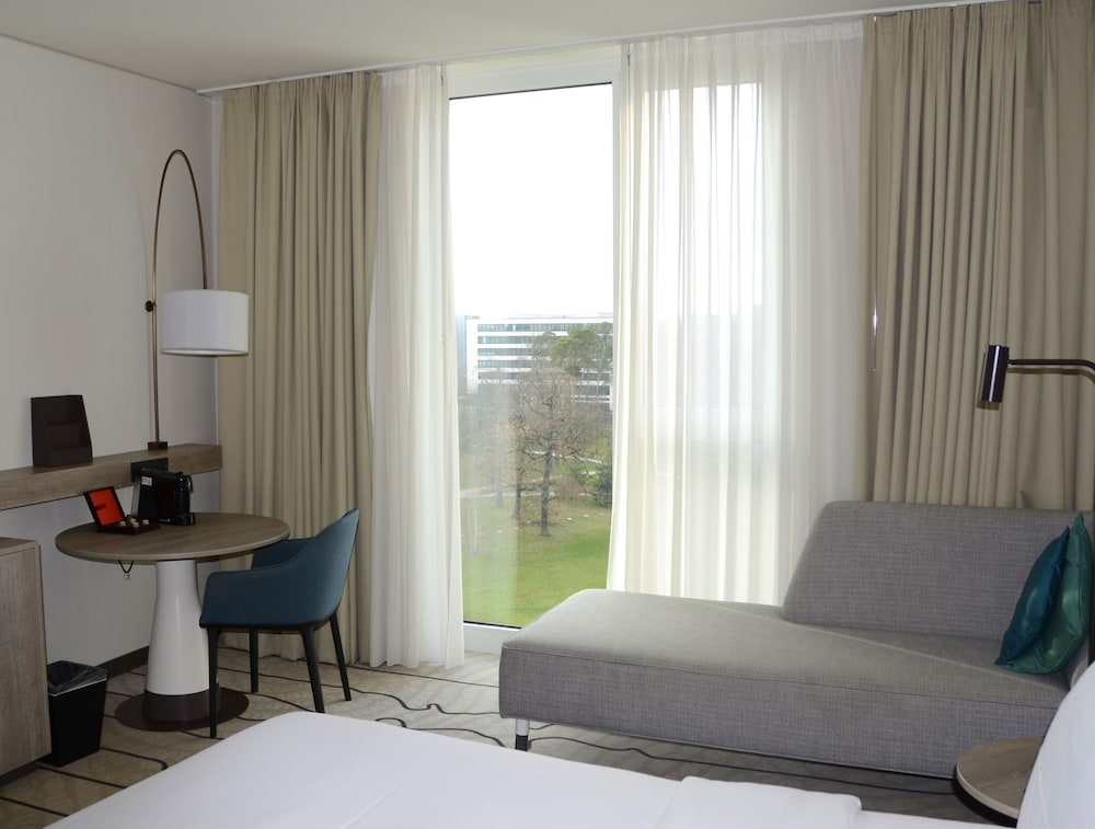 Hyatt Place Frankfurt Airport 50/75