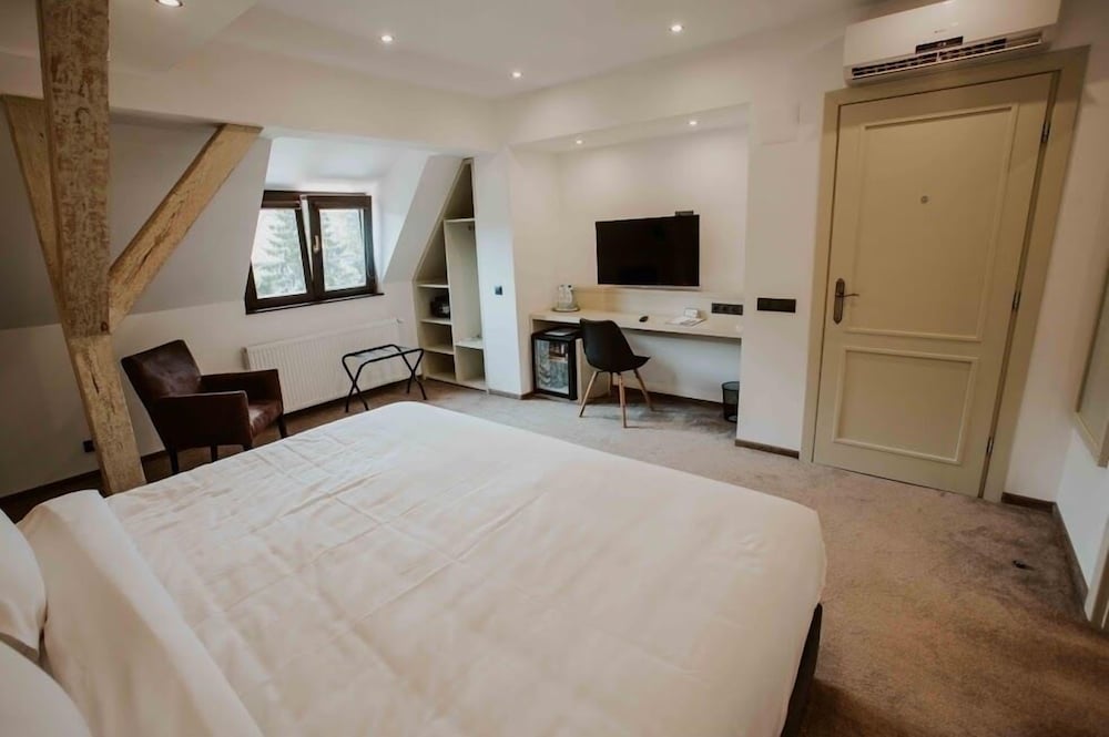 Hotel Republique 13/45