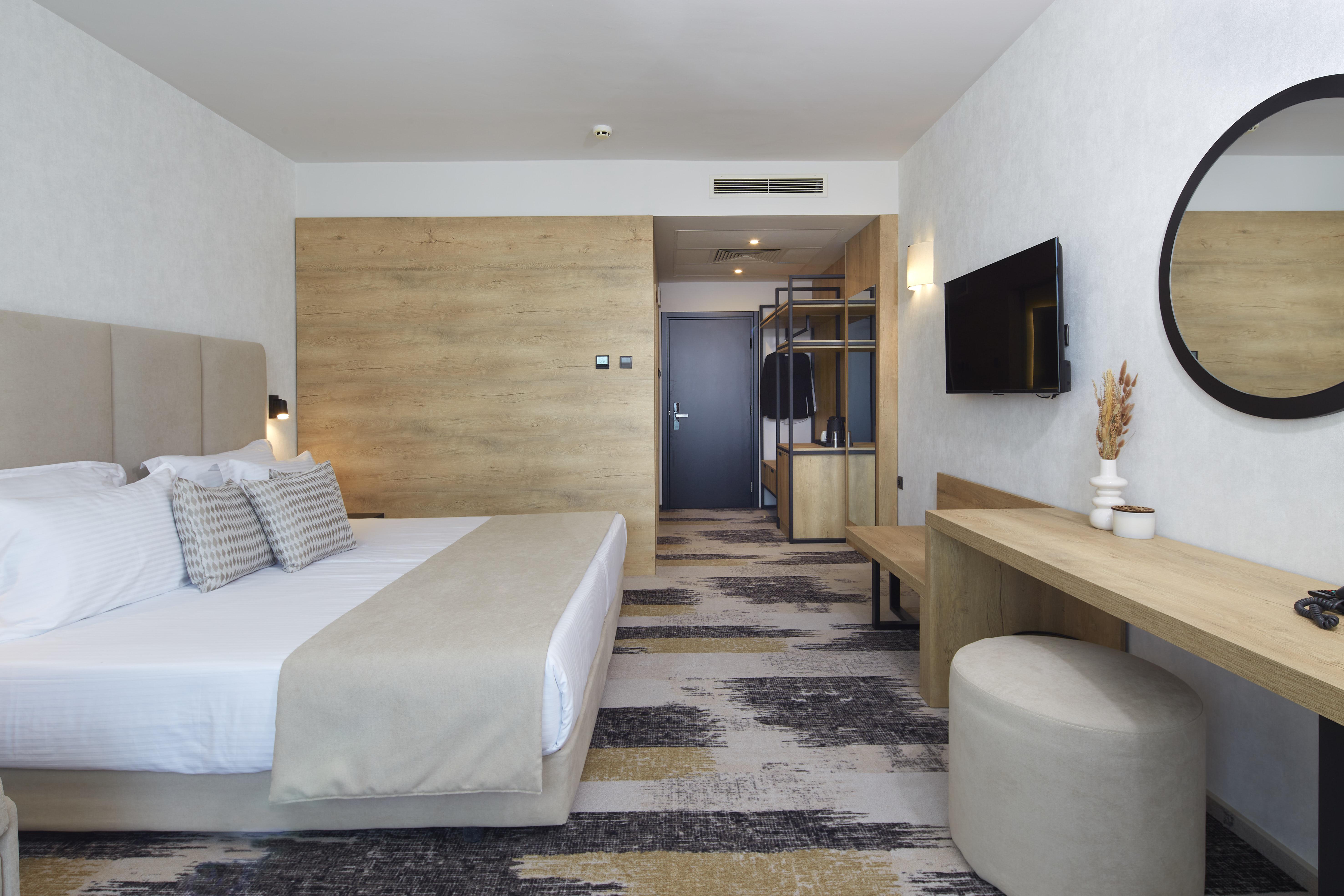 Standard, Twin Beds, Balcony
