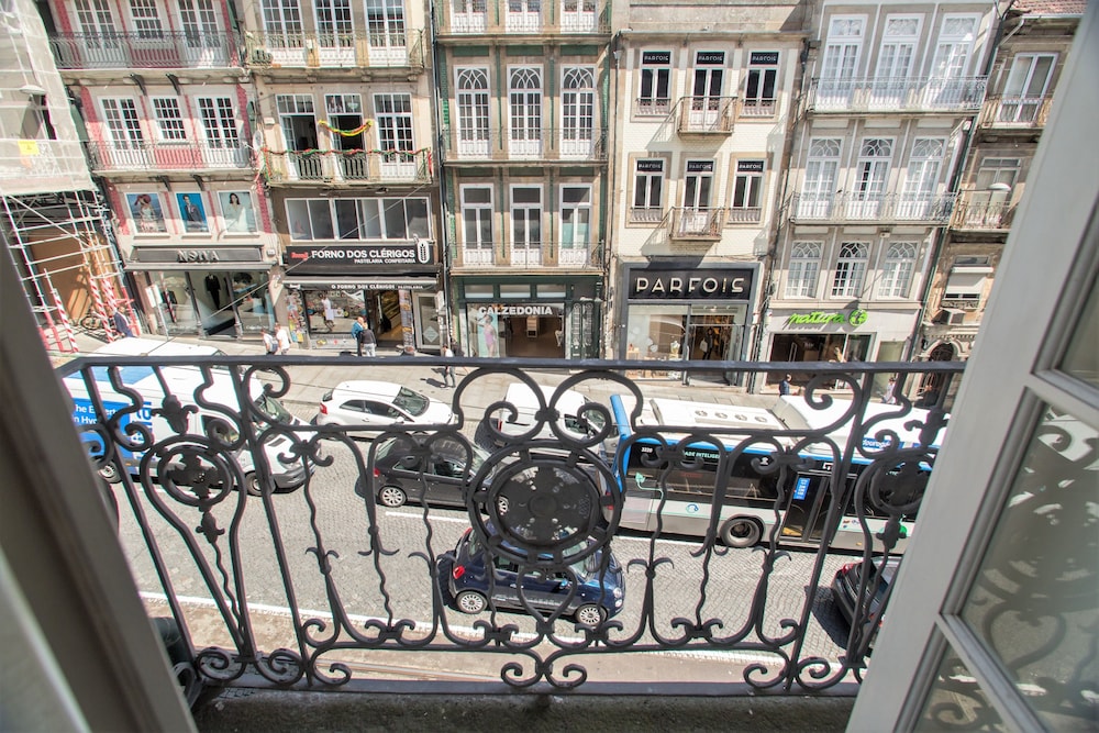 Clerigos Prime Suites by Porto City Hosts 26/50