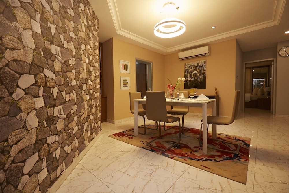 Belanova Apartments & Suites 32/45