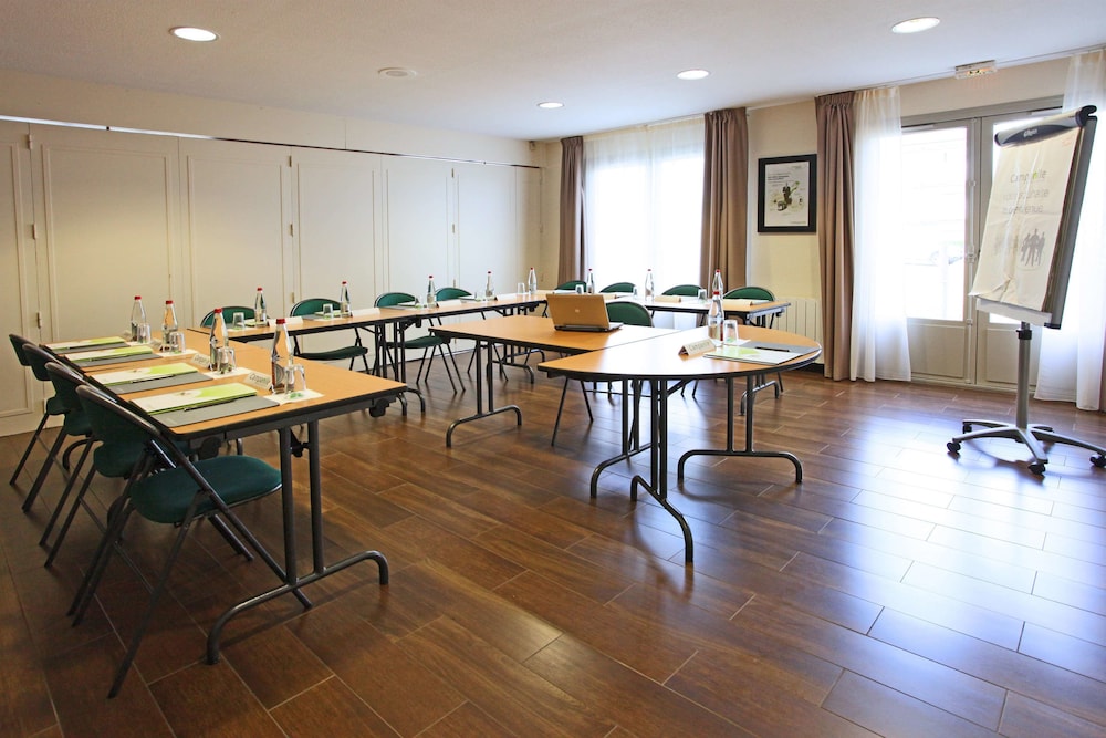 Hotel Campanile Angers Ouest Beaucouze 37/44