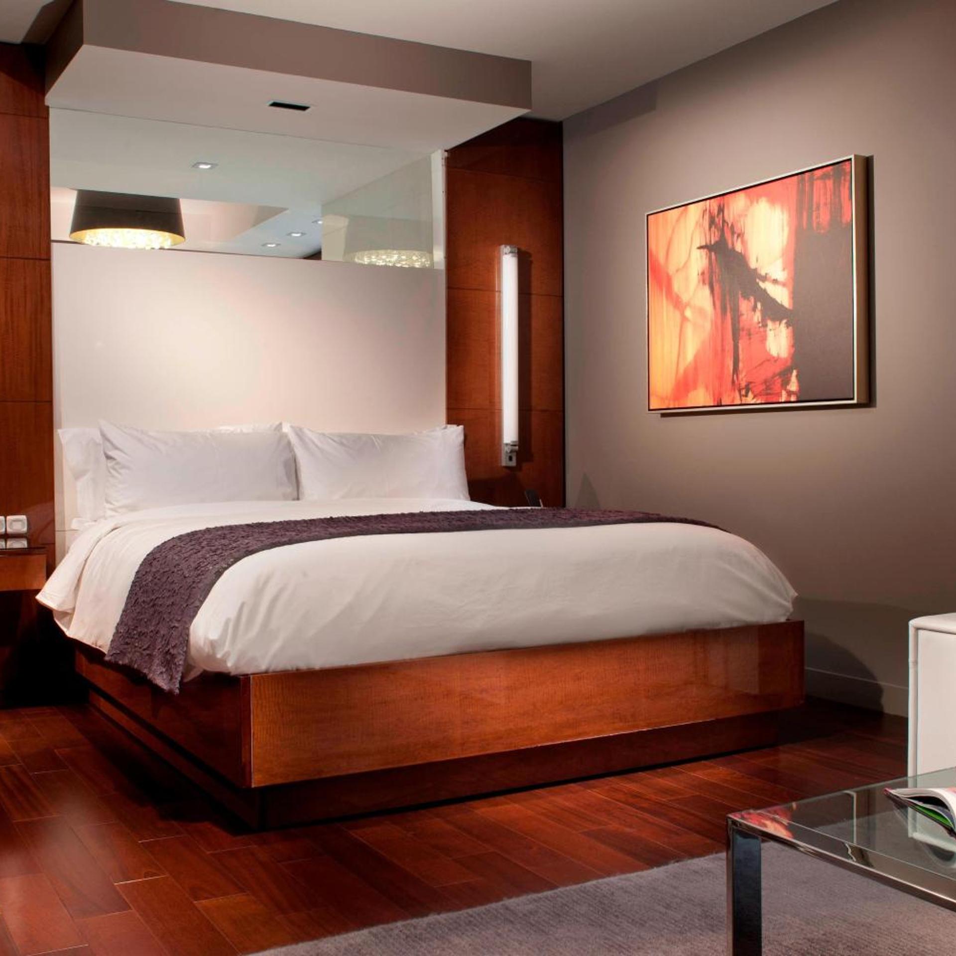 Rockwell, Guest Room, King Bed, City View