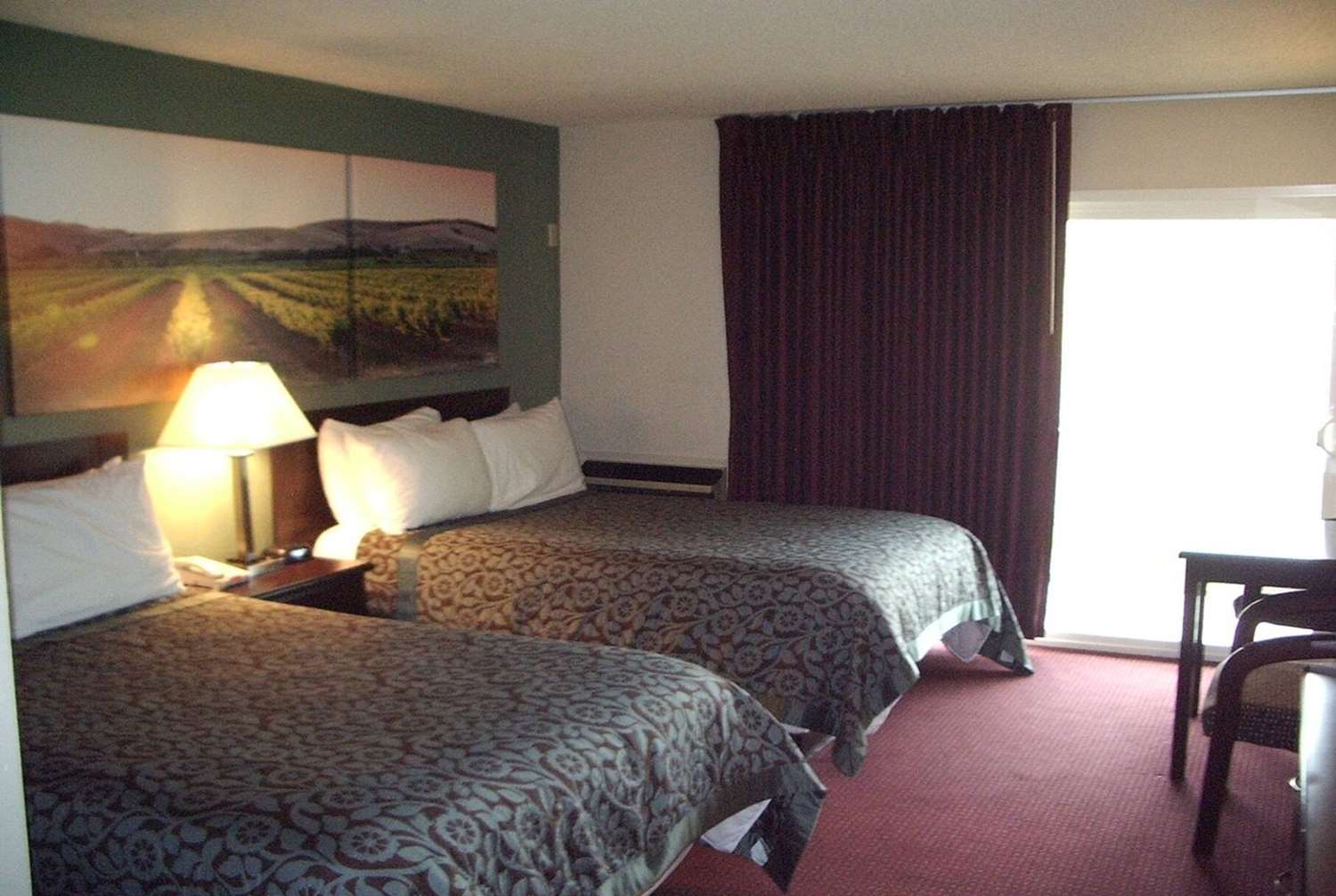 Days Inn by Wyndham Novato/San Francisco 8/50
