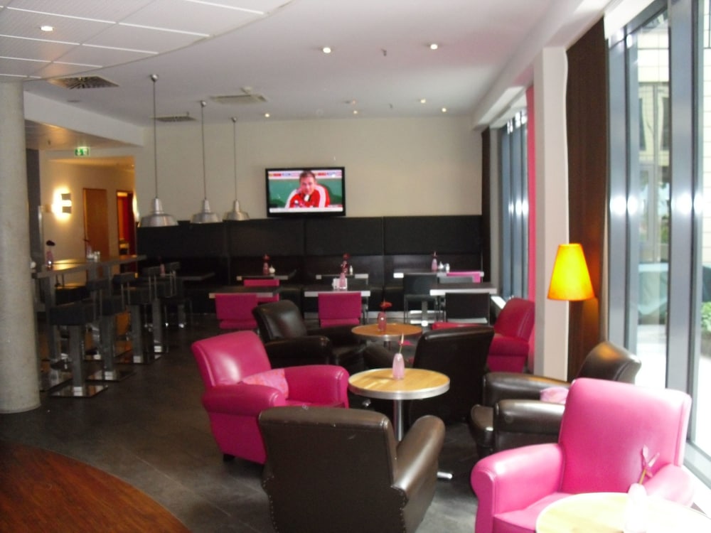 Novotel Suites Muenchen Parkstadt Schwabing 54/59