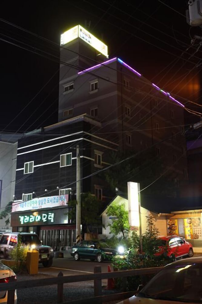 Galleria Hotel 1/56