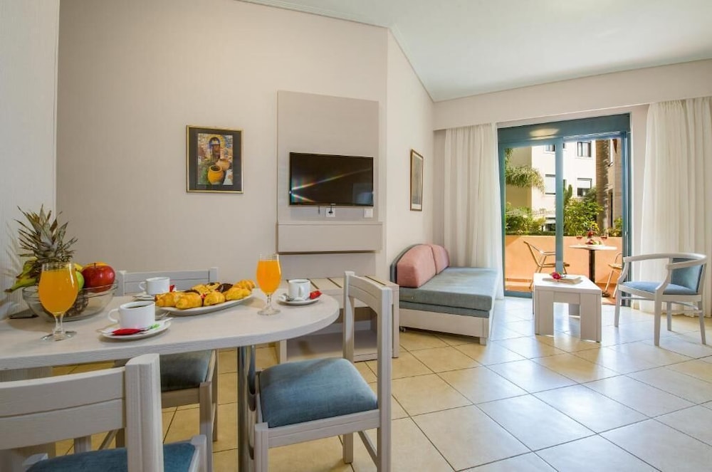 Creta Palm 52/68