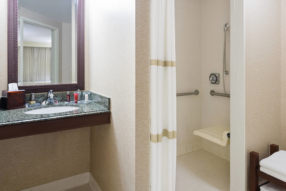 Marriott Pittsburgh City Center Hotel 10/53