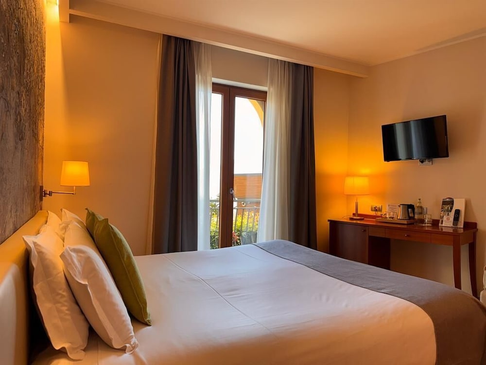 Hotel Resort & Spa Miramonti 23/75
