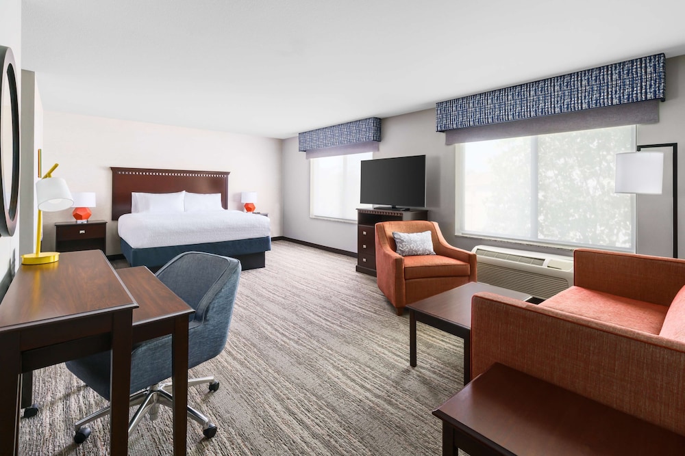 Hampton Inn & Suites Thousand Oaks 31/58