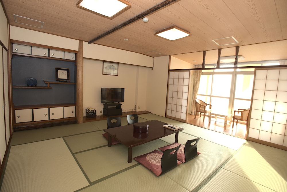 Yataro Minamikan 29/49