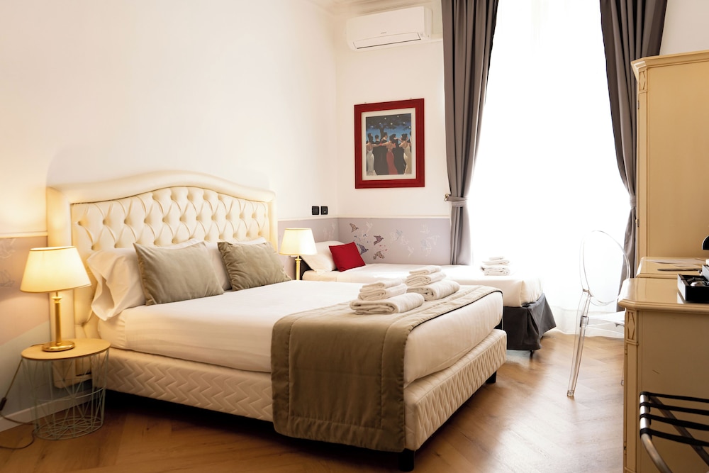 Hotel Capitolium Town House Suite 18/55