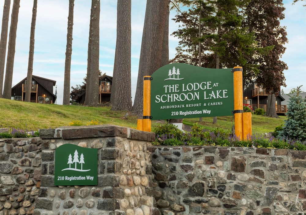 The Lodge at Schroon Lake 4/49