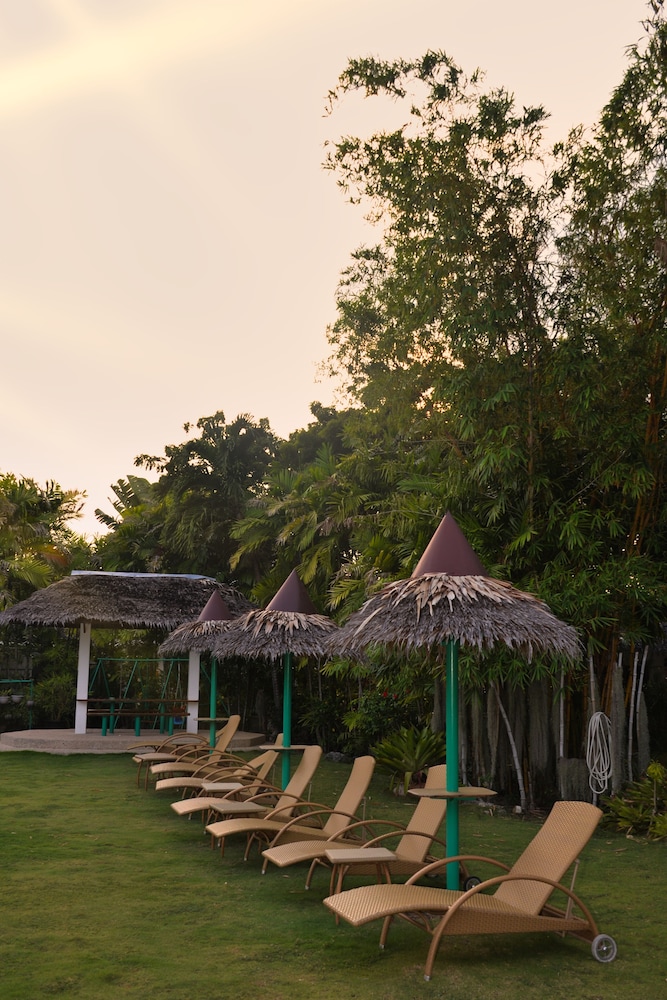 Marcosas Cottages Resort 37/68