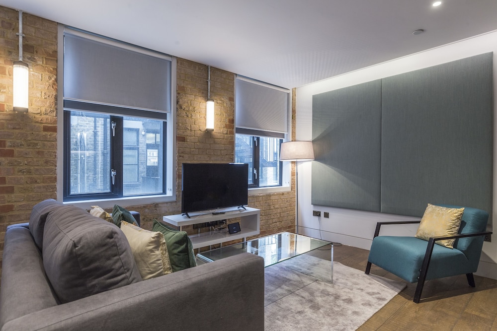 Soho Lofts by Aeria Apartments 32/40