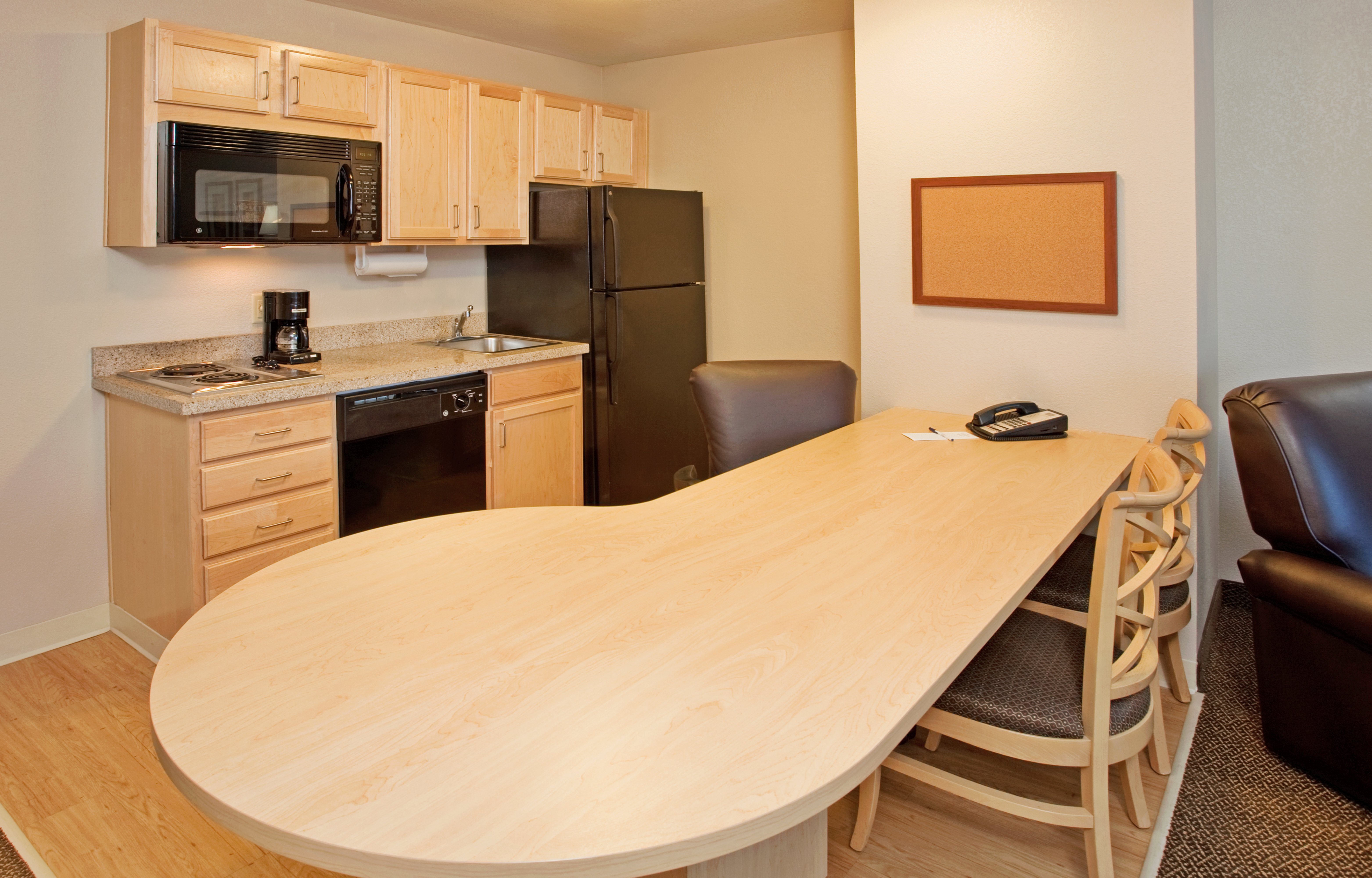 Candlewood Suites Junction City Fort Riley 32/37