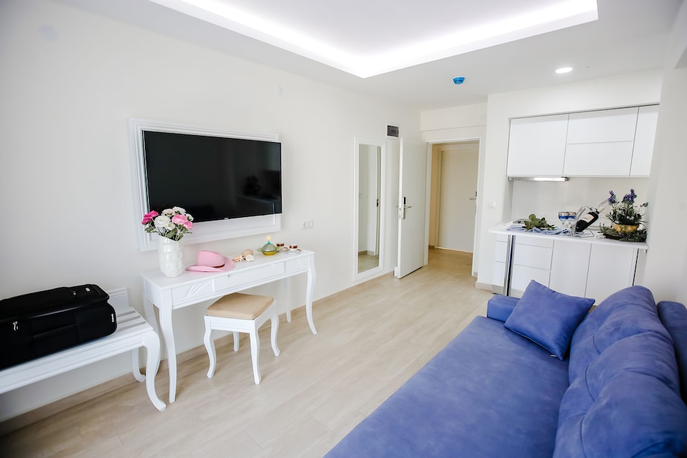Princess Kinli Suites Hotel 29/38