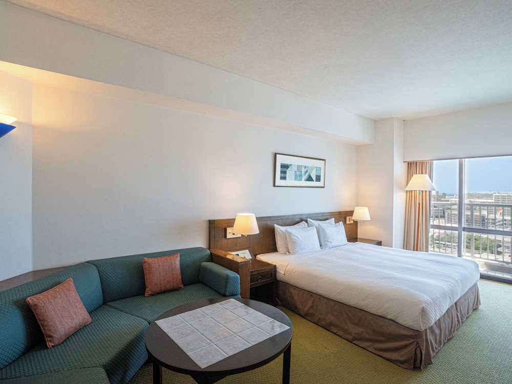 DELUXE, DOUBLE BED
