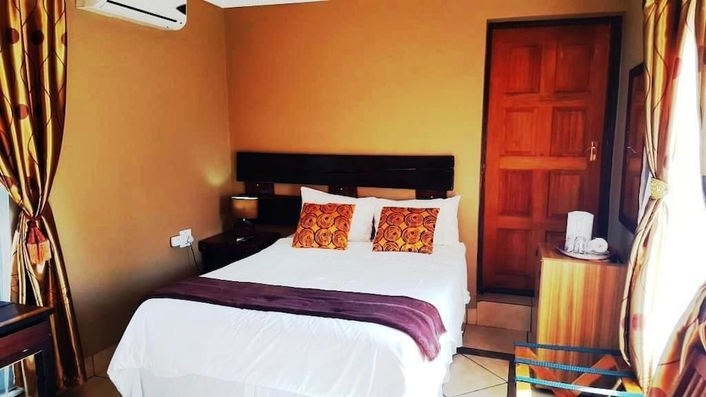 Acre Of Africa Guest Venue 3/50