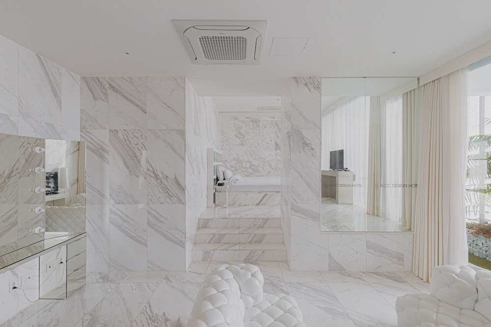 Acc Design Hotel 9/70