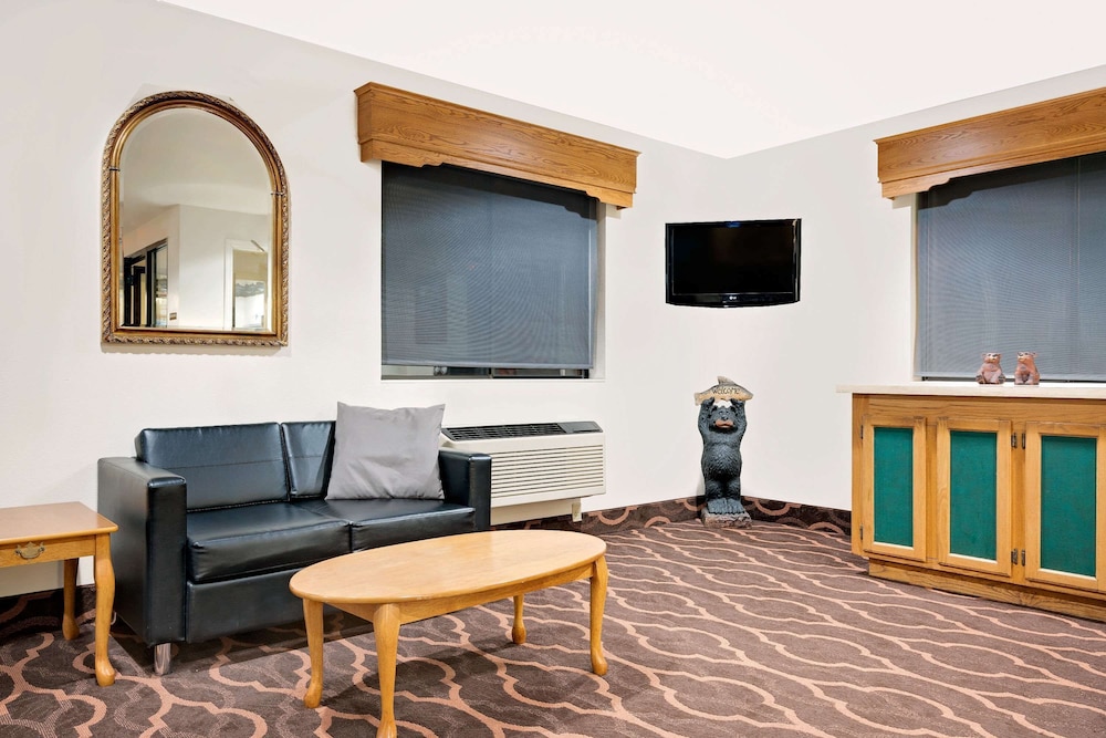 Super 8 by Wyndham Ashland 21/31