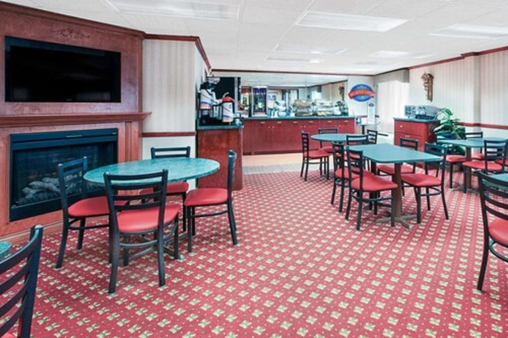 Red Roof Inn Flint 29/39