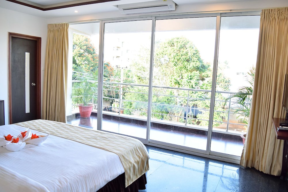 The Verda Prakyathi 35/48