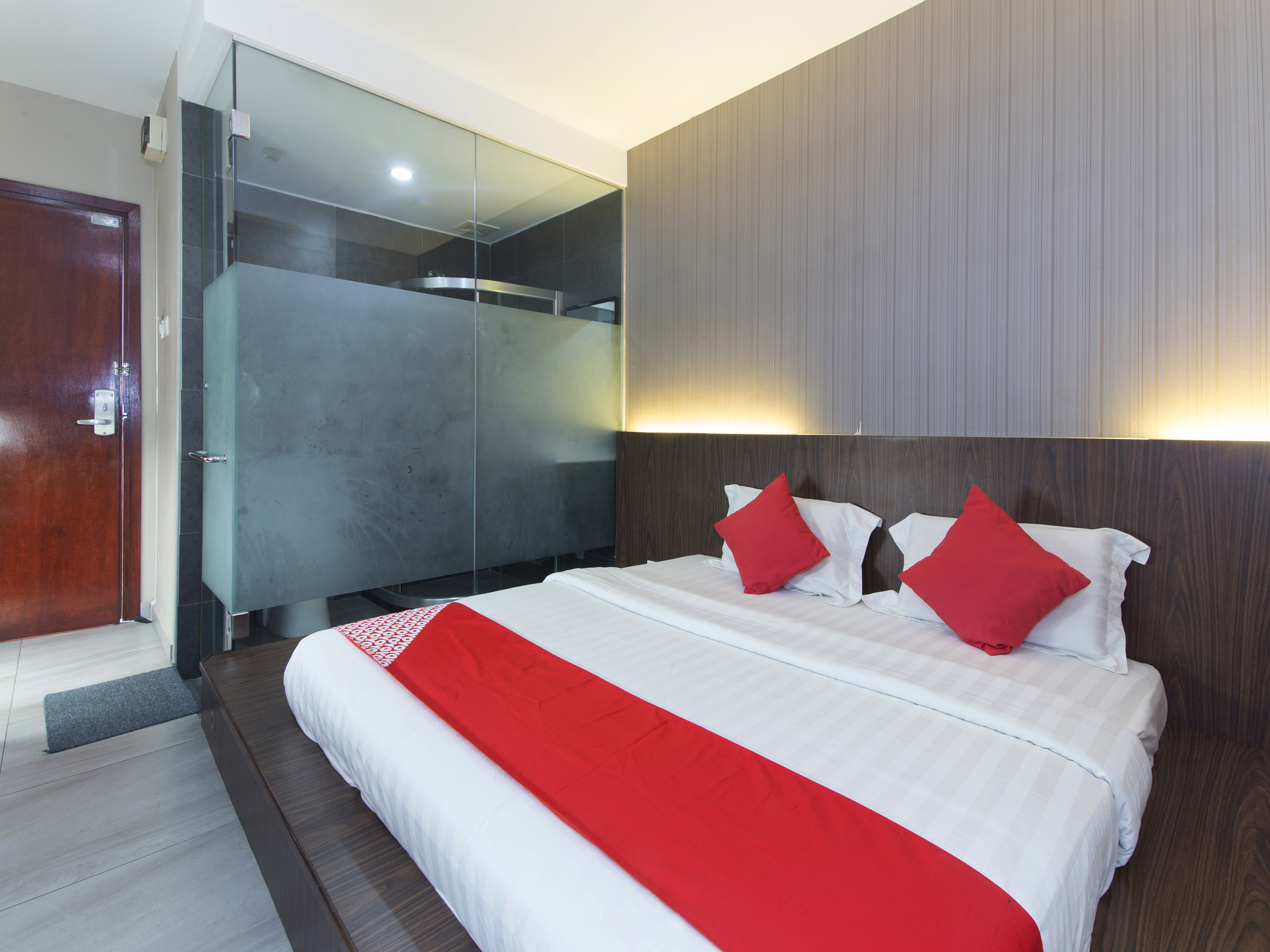 OYO 340 Comfort Hotel 22/41