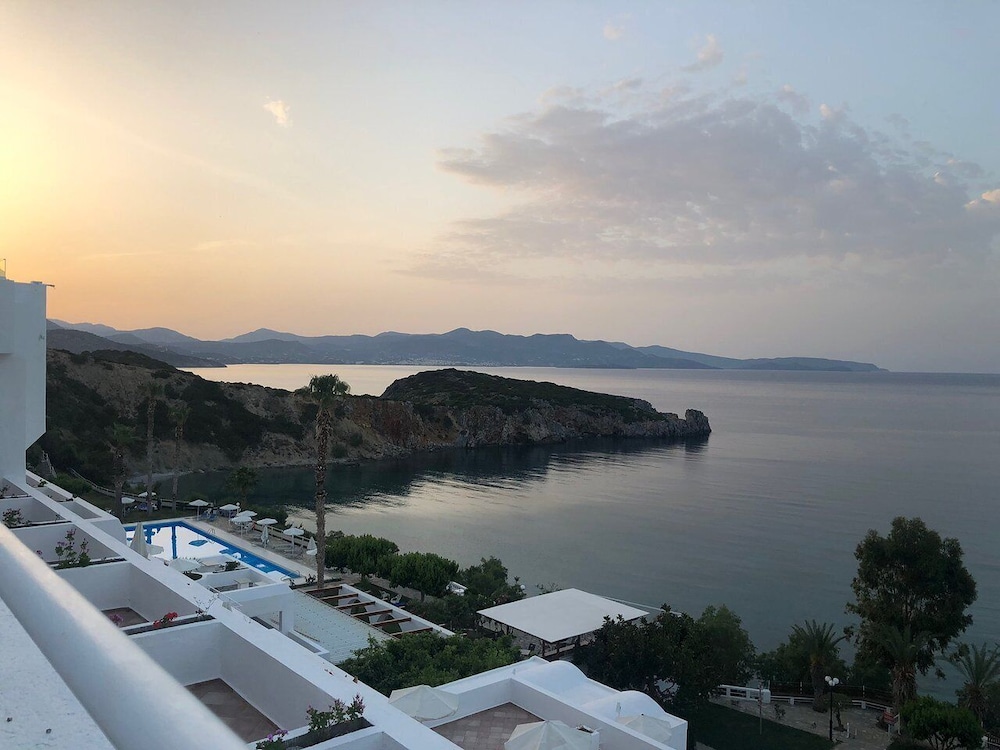 Istron Bay Hotel 50/60