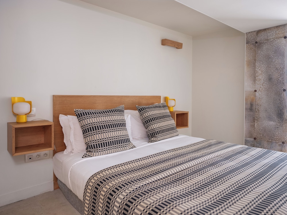Hotel Edgar & Achille 24/65