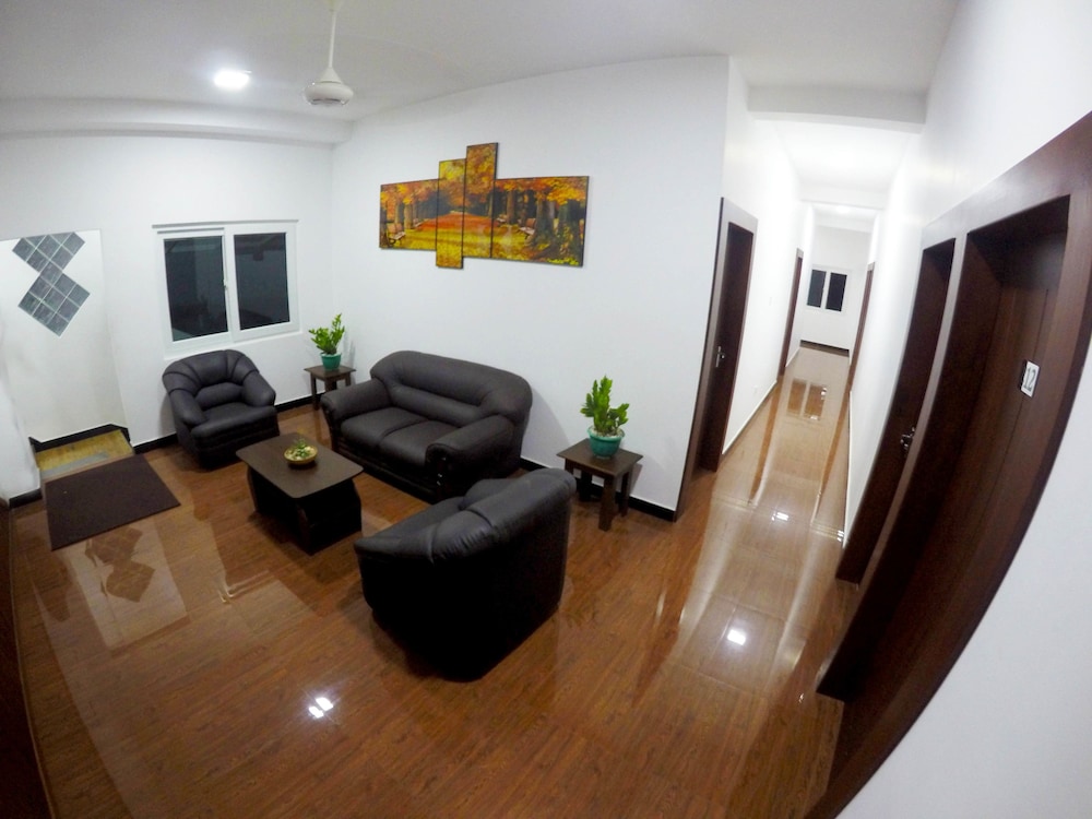 Colombo Residency 14/24