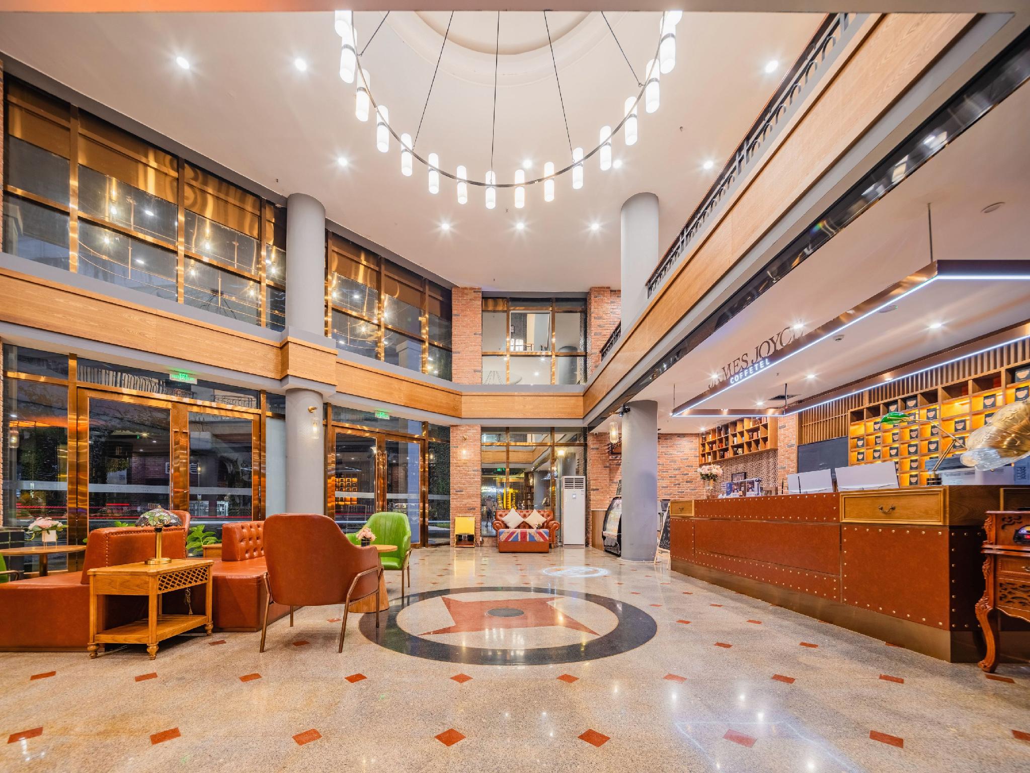 James Joyce Coffetel Chengdu (Huayang Convention and Exhibition Center Haichang Polar Aquarium) 14/42