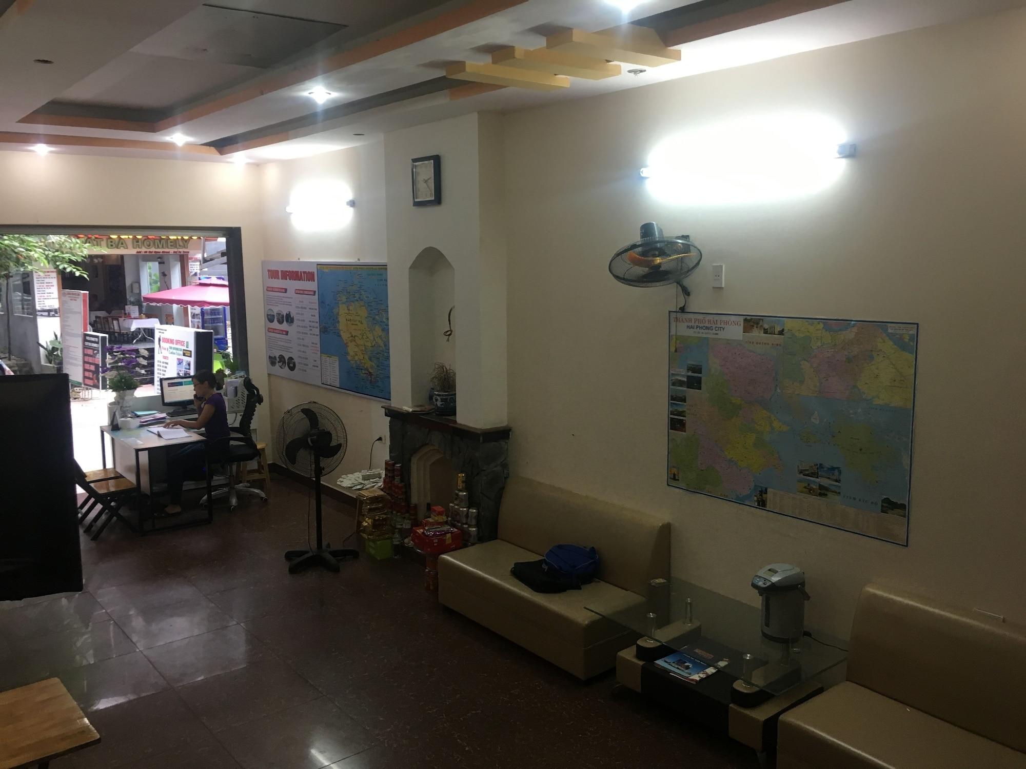 Black Pearl Cat Ba Hostel 10/14