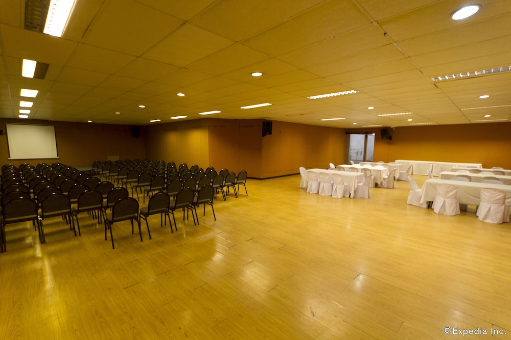 Holiday Spa Hotel 27/50