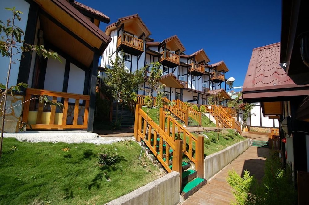 Sea Of Clouds Vacation Villa 25/29