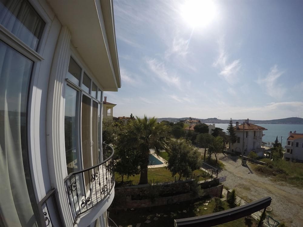 Nefes Hotel 30/34