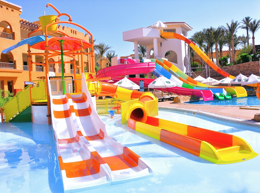 Rehana Royal Beach Resort and Spa 62/68