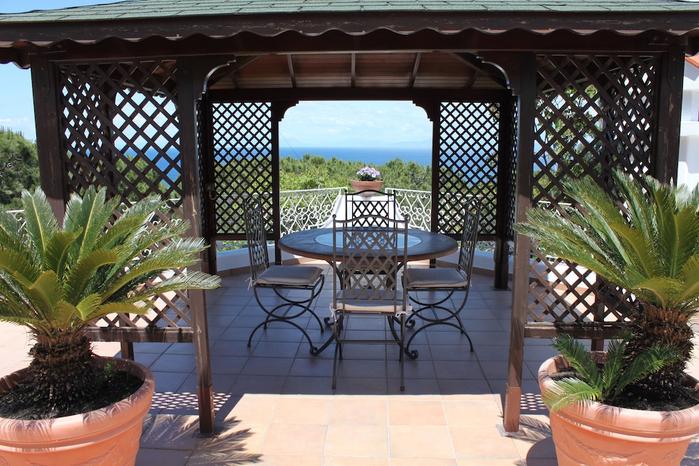 Villa Marinella 9/56