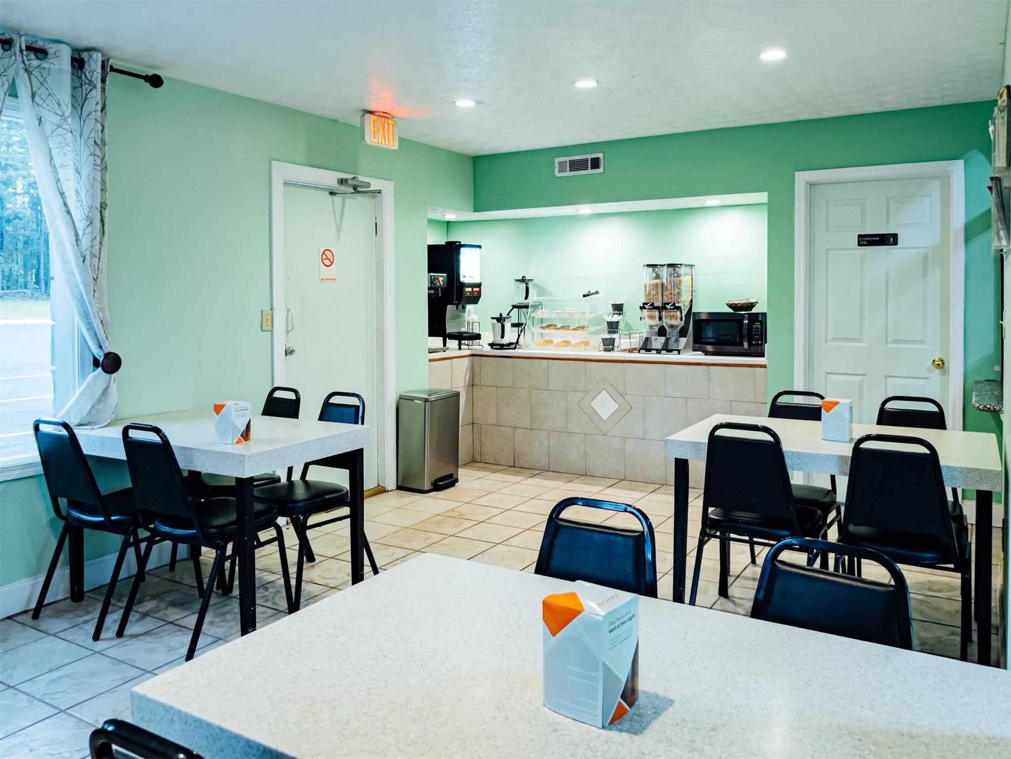 Rodeway Inn & Suites Carrollton, GA 29/42