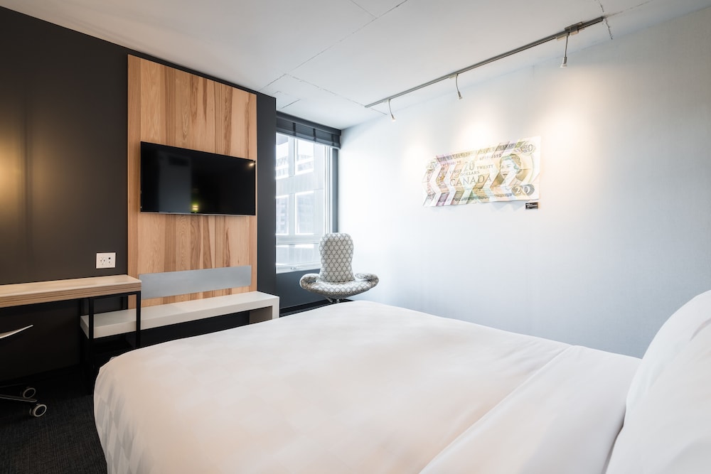 Alt Hotel Ottawa 8/47