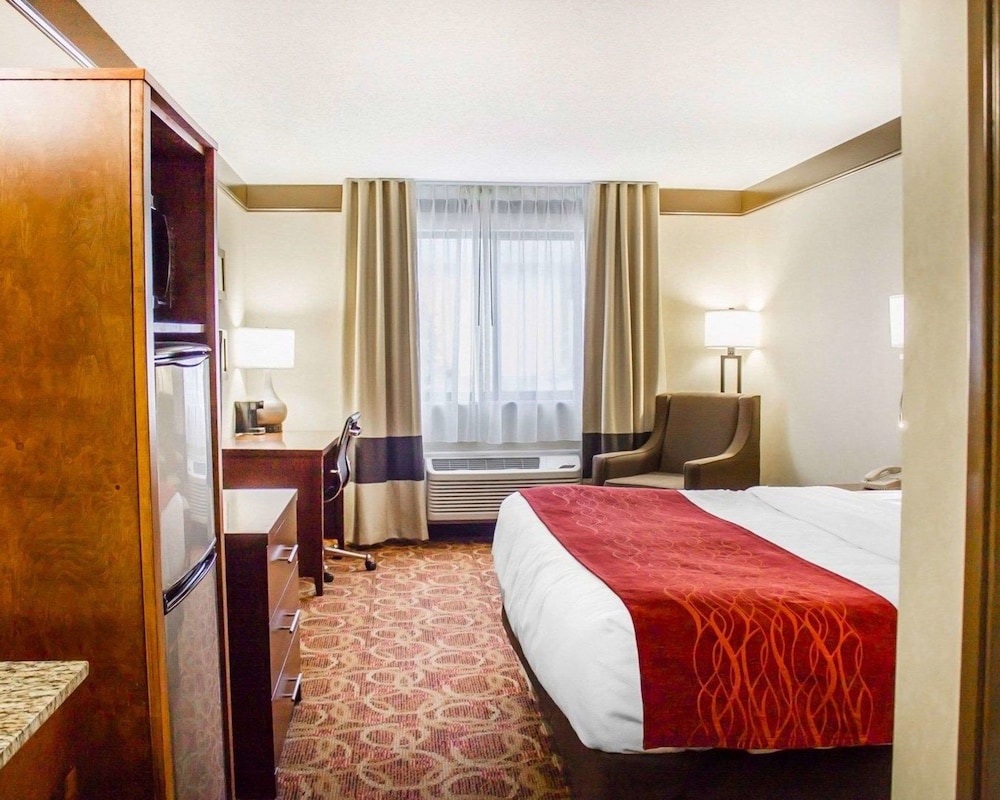 Comfort Inn Mount Vernon Downtown 9/28