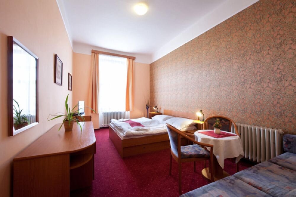 Hotel U Cerného Orla 13/41