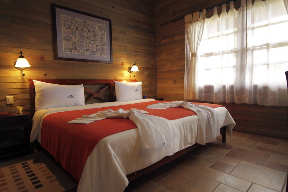 Honeymoon, Single, King Bed