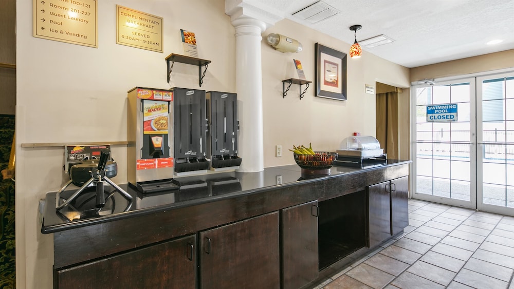 Best Western San Marcos 8/31