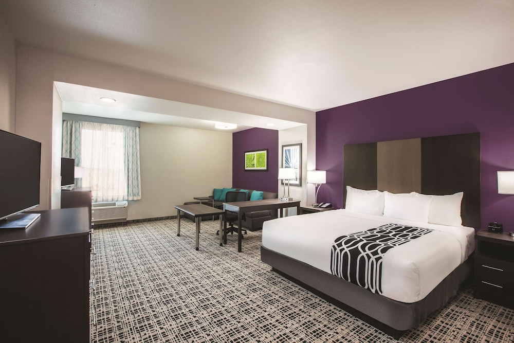 La Quinta Inn & Suites by Wyndham Lubbock South 14/48