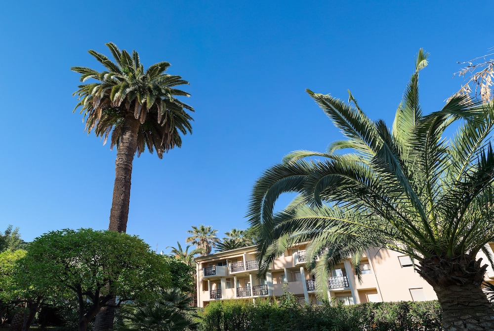 Residence Pierre Vacances Les Citronniers 44/50