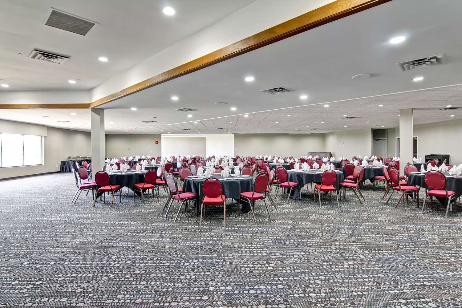 Radisson Hotel & Conference Centre West Edmonton, AB 30/33